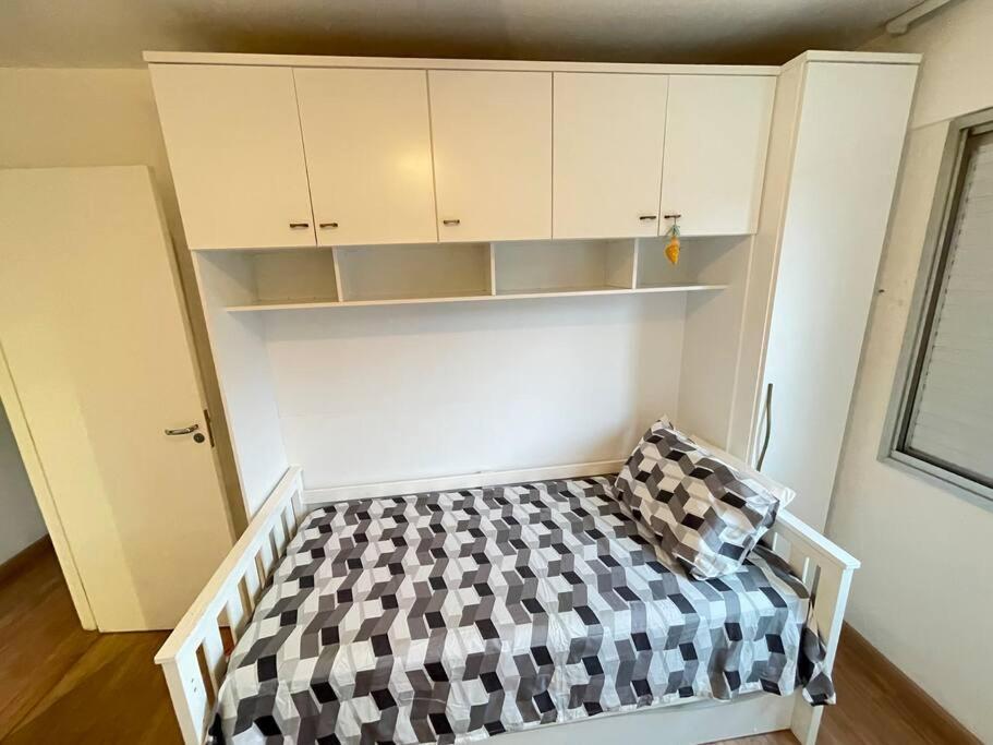 Apartamento 03 Com Excelente Acomodacao